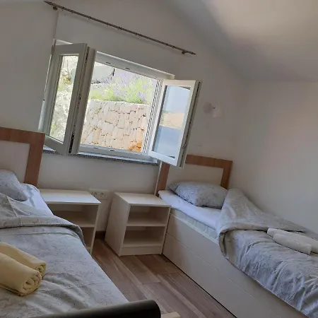 Apartment Biserka-haus Lenko Stara Baska